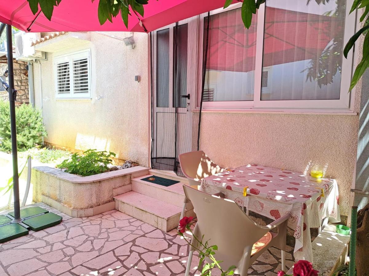 Jelaska Apartment Marina Exterior photo