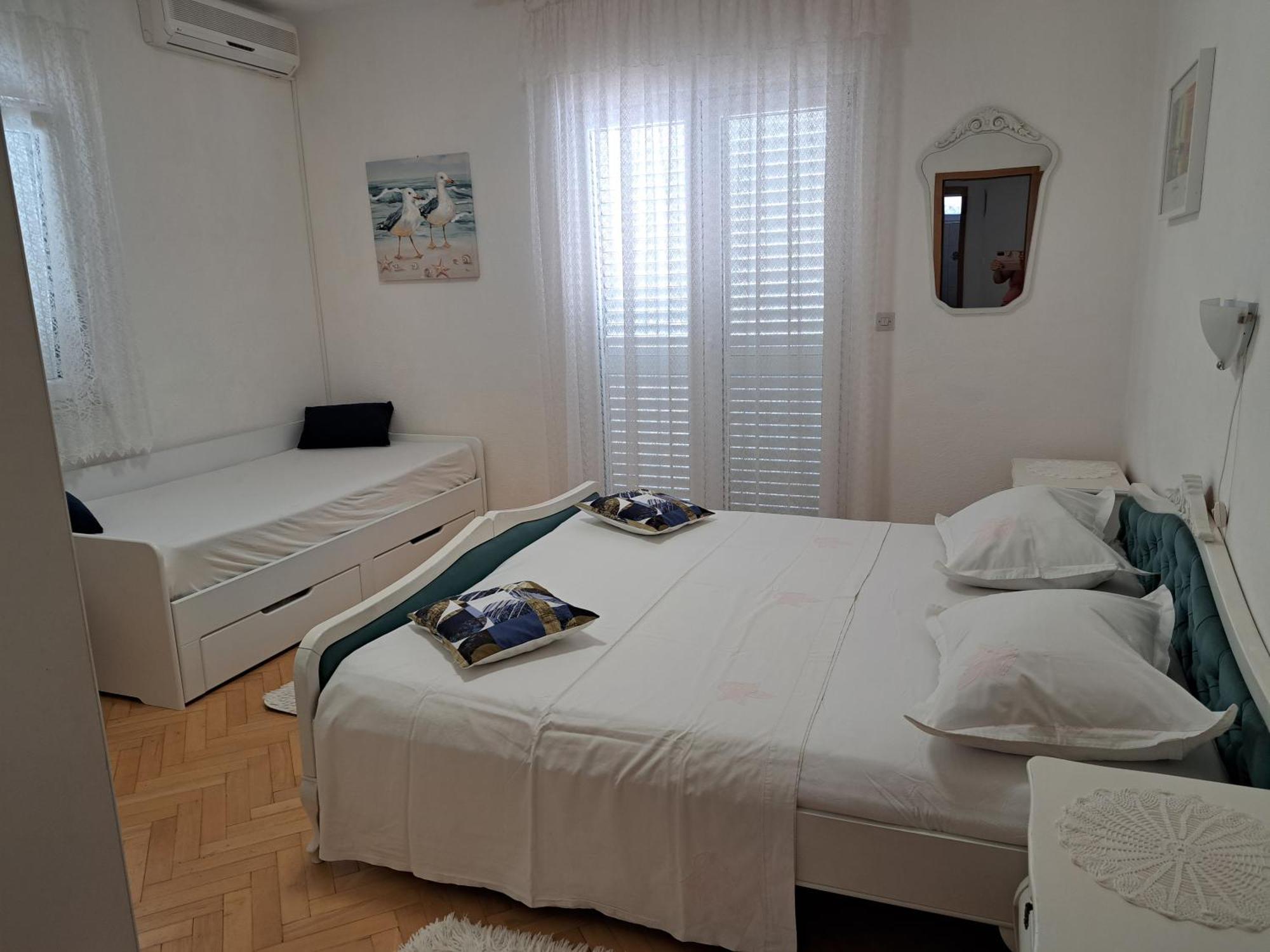 Jelaska Apartment Marina Exterior photo