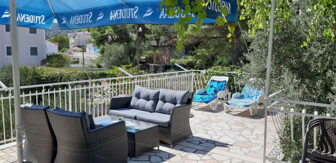 Jelaska Apartment Marina Exterior photo